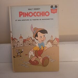 Disney Pinocchio Book ( French Version)